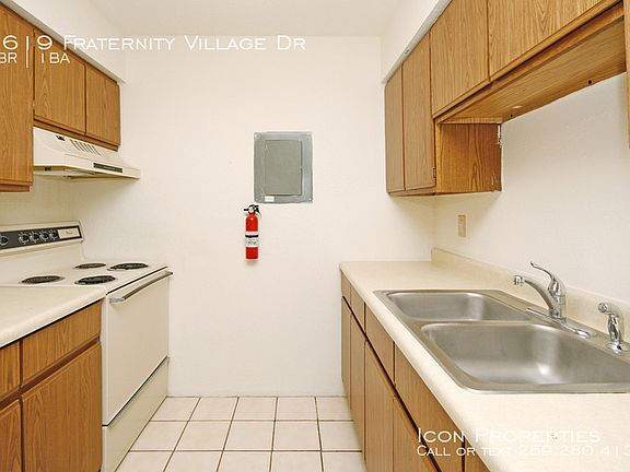 4th image of 1619 Fraternity Village Dr