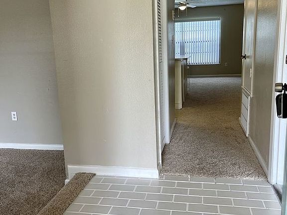 3rd image of 9039 Horizon Dr