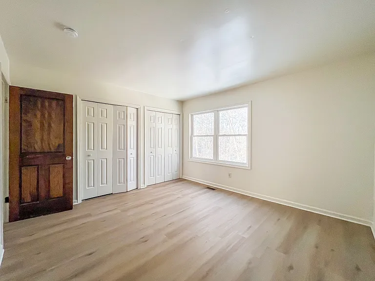 16 Fox Hill Dr — Photo 7