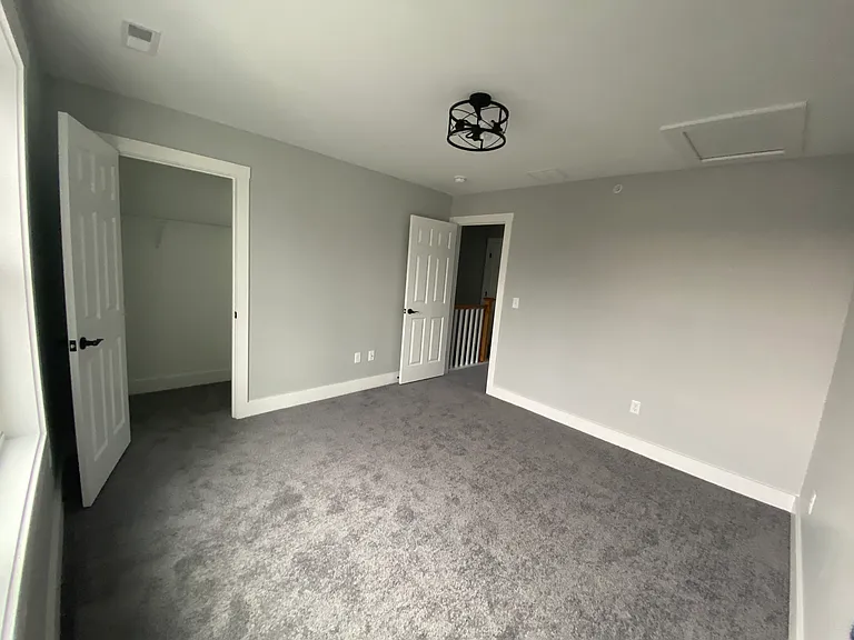 32 Main St #3 — Photo 12