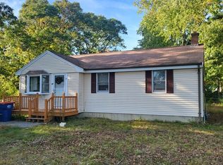 69 Ryder St, Buzzards Bay, MA 02532