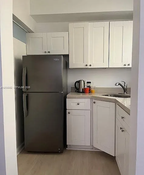 1027 Euclid Ave #5 — Photo 4