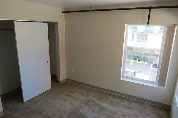 Off Broadway Lofts — Photo 3