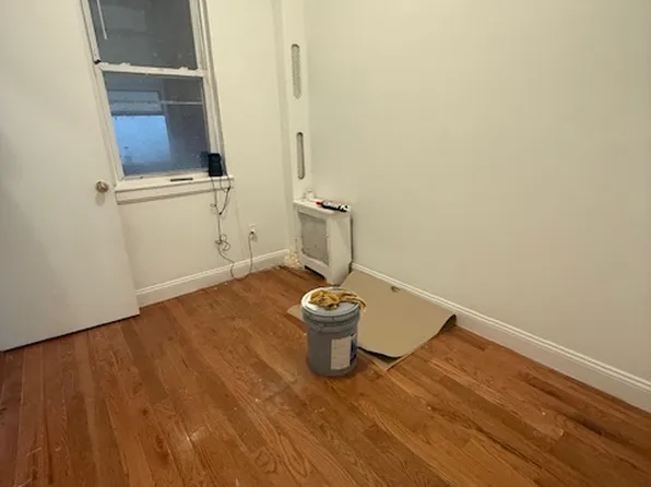 759 Home Street image 6 of 14