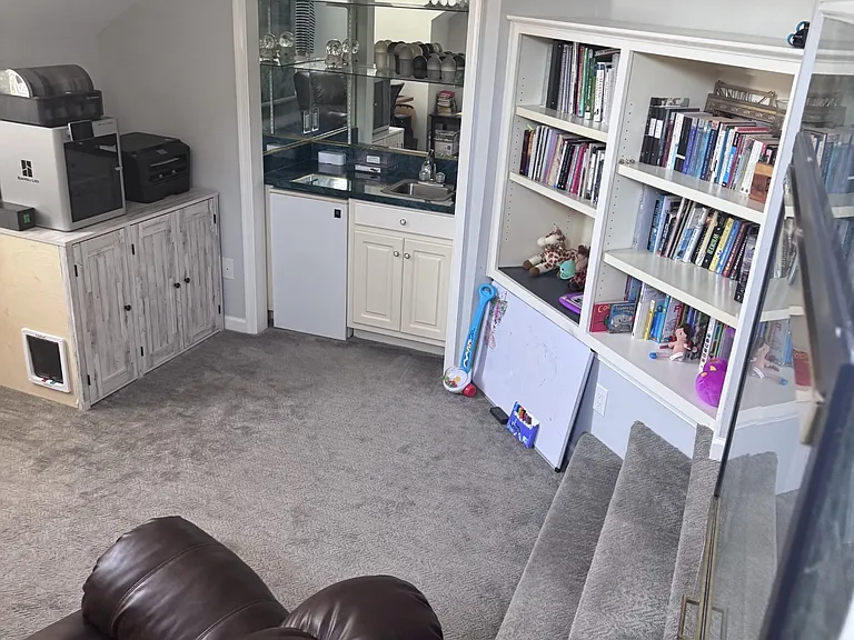203 Rock Creek Ct — Photo 23