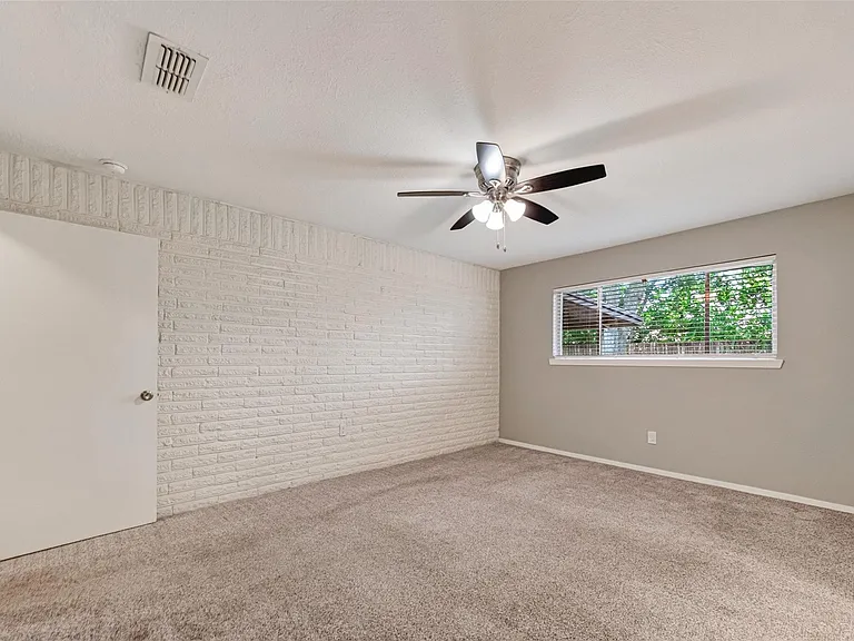 16614 Blackhawk Blvd — Photo 13