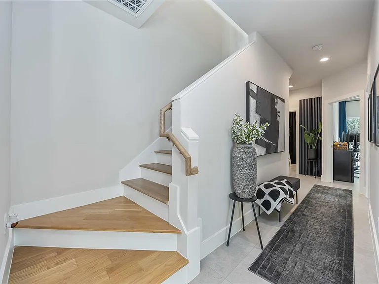 5310 Suez St — Photo 10
