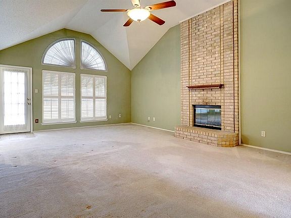 4th image of 2117 Havenwood Dr