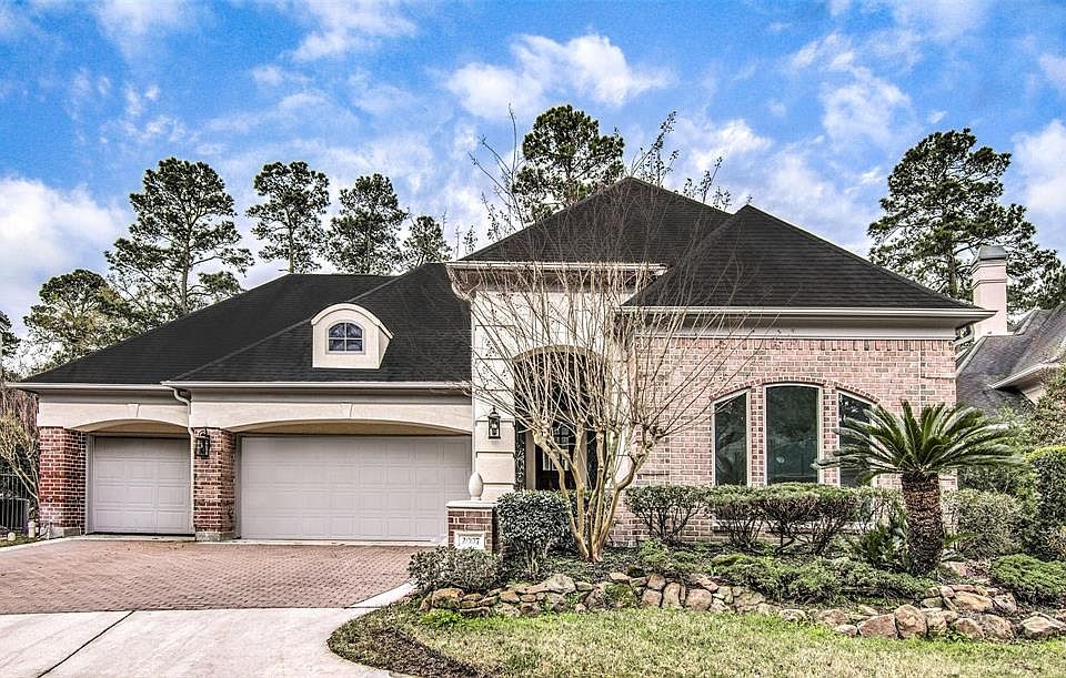 1st image of 2007 Fairway Green Dr