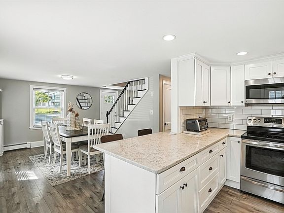 4th image of 63 Forest St