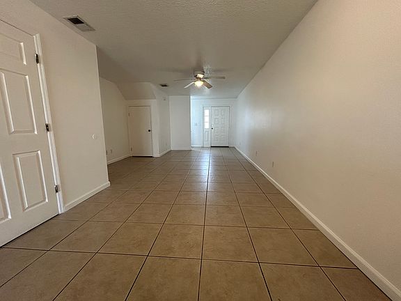4th image of 3076 Shingle Creek Ct #3076
