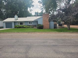 417 W 4th St, Shoshone, ID 83352