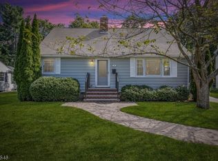 30 Fairmount Rd, New Providence, NJ 07974