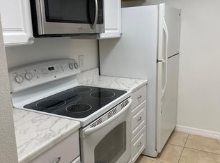 3934 Freedom Ave, Sarasota, FL 34231