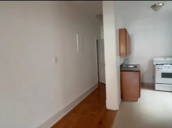 45 East Mosholu Parkway North 4M image 1 of 6