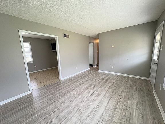 4th image of 3759 McCain Rd