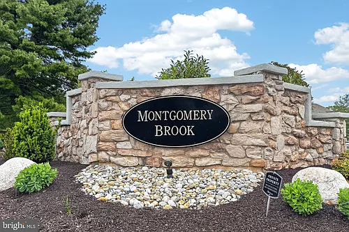 1014 Foxmeadow Dr #1014 Photo 1