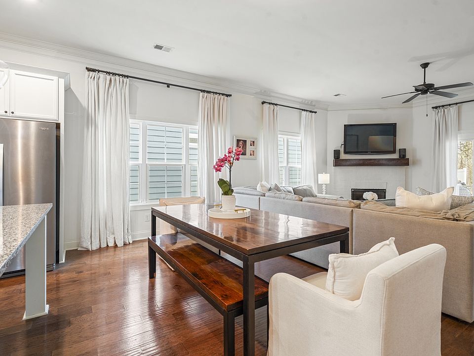 1st image of 3433 Cortona Way