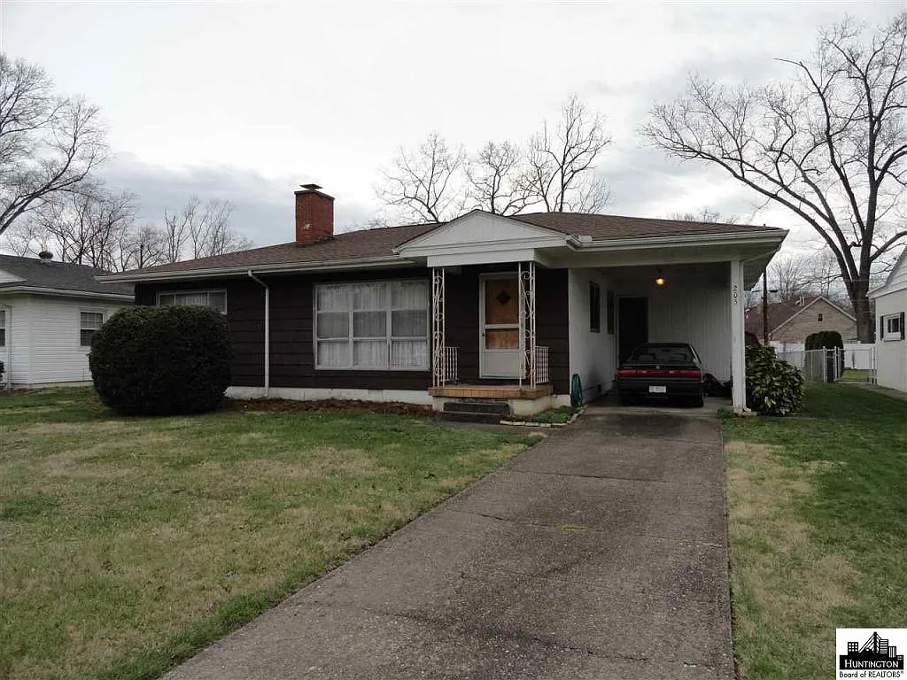 205 Forest View Dr photo 1