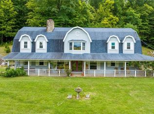 381 Nohe Run Rd, Ravenswood, WV 26164