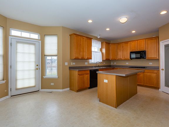 4th image of 1163 Kimberly Ln