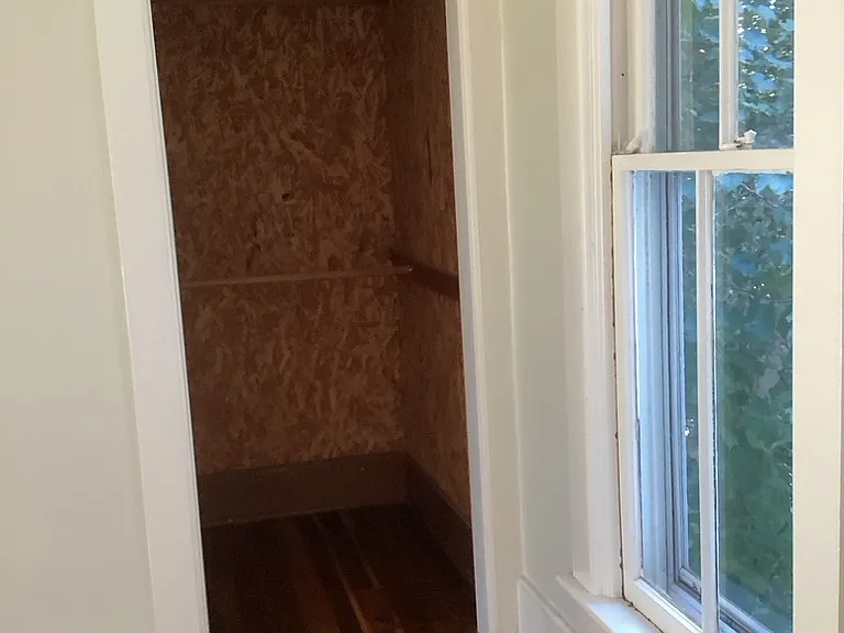 6449 Baker Rd — Photo 20