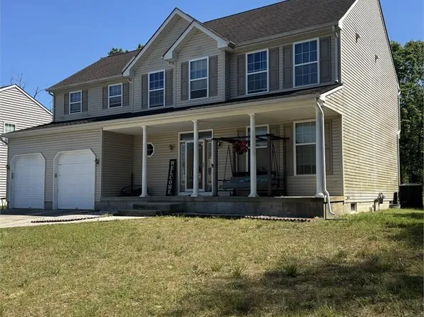 130 Giulia Ln, Galloway, NJ 08205