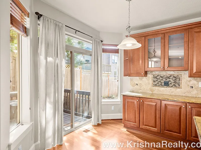 11322 NW Kimble Ct — Photo 9