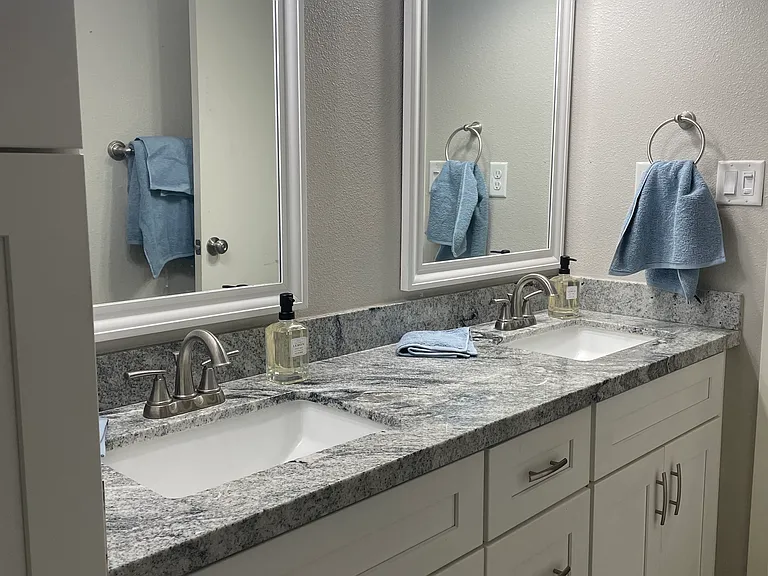 2510 S Dorsey Ln — Photo 12
