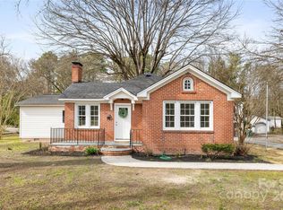 1322 Jackson Rd, Gastonia, NC 28052