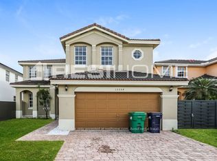 15554 SW 41st Ter, Miami, FL 33185