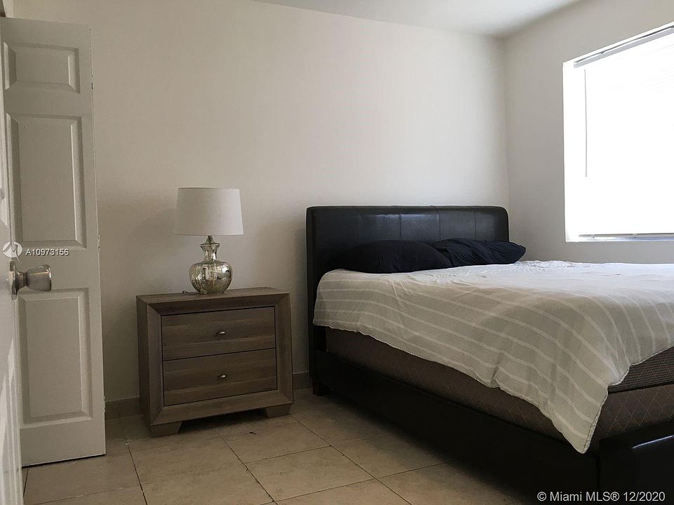 2nd image of 560 NW 7th St #311
