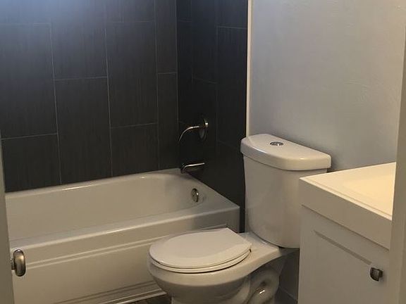 4th image of 1410 N Humboldt St APT 11