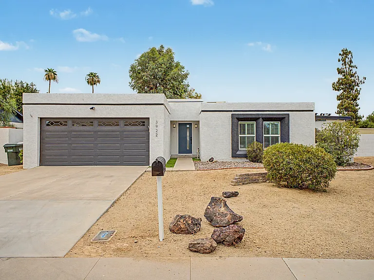 3922 E Larkspur Dr — Photo 22