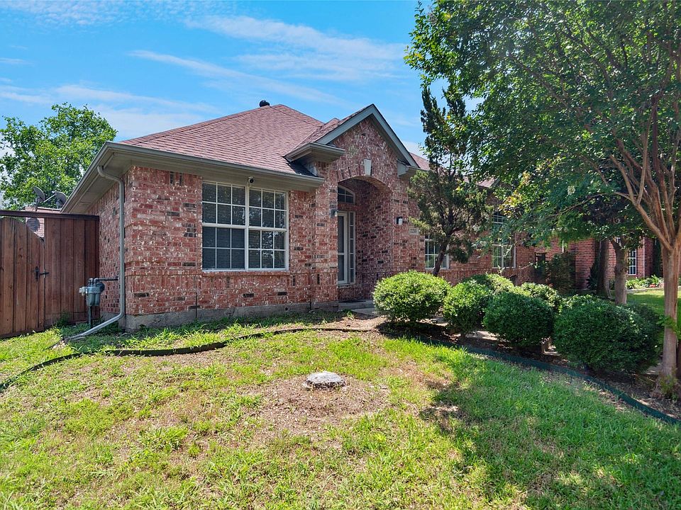 1st image of 2218 Jacqueline Dr
