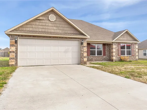 1026 Ethan James St, Elkins, AR 72727