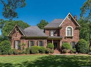 5804 Providence Country Club Dr, Charlotte, NC 28277