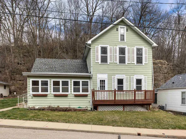 557 Southern Ave, Dubuque, IA 52003