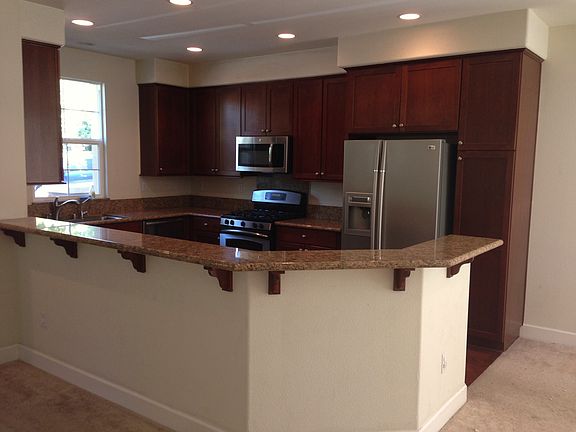 2nd image of 2308 Azevedo Pkwy #Py