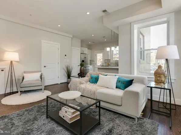 1601 Hobart St NW #2, Washington, DC 20009