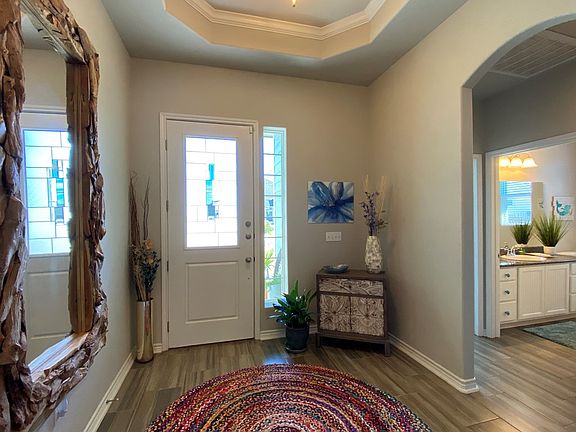 3rd image of 117 Dream Oak Dr