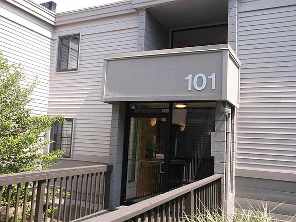 3rd image of 101 Winding Way Unit C