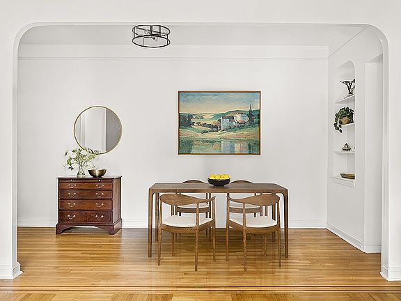 2nd image of 44 Prospect Park W APT C8