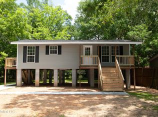 3304 Argentina St, Pascagoula, MS 39581