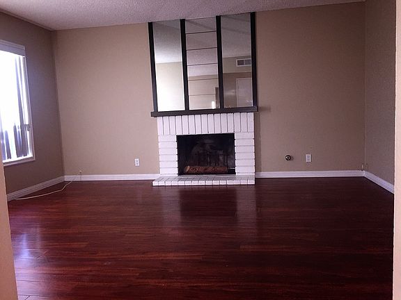 2nd image of 736 Lyonwood Ave