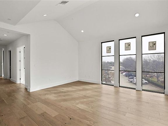 2nd image of 5270 Town And Country Blvd APT 332