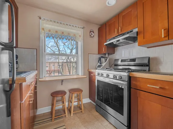 141-45 78th Road image 6 of 20