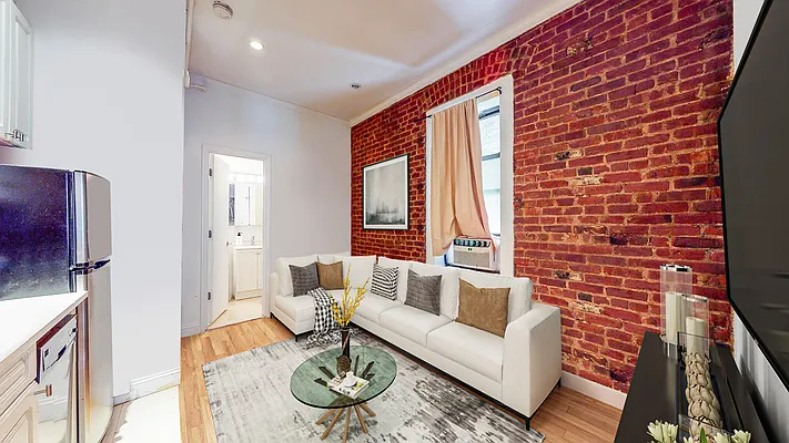 Rented by City Wide Apartments | media 14