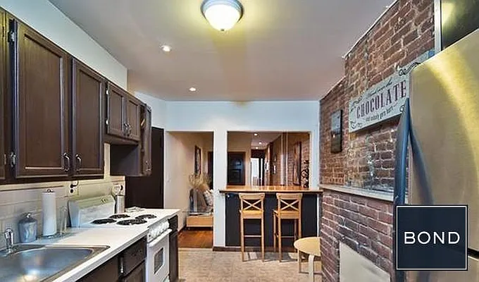 Rented by Bond New York | media 7