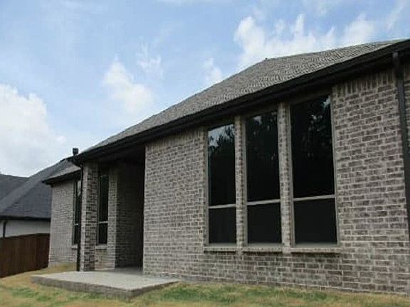 2nd image of 4004 Horsemint Rd